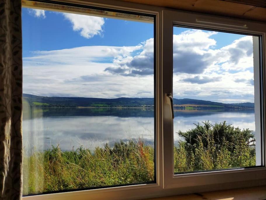 Spacious Sea View Home 5 Miles From Inverness North Kessock Eksteriør billede