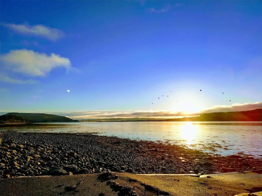 Spacious Sea View Home 5 Miles From Inverness North Kessock Eksteriør billede