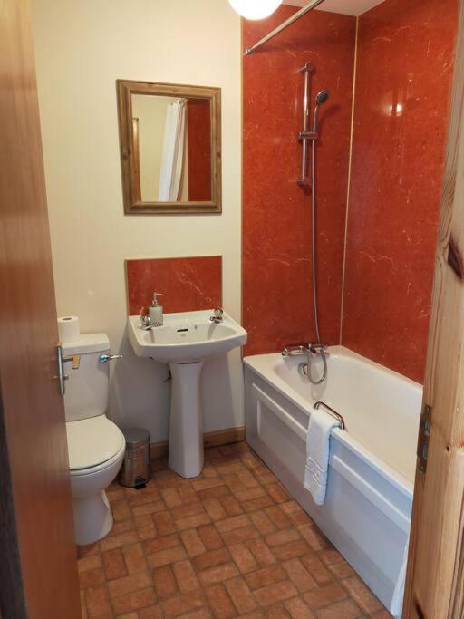 Spacious Sea View Home 5 Miles From Inverness North Kessock Eksteriør billede